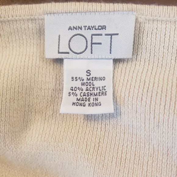 Ann Taylor Loft Wool Cream Blouse, Bow on Collar - Picture 11 of 14